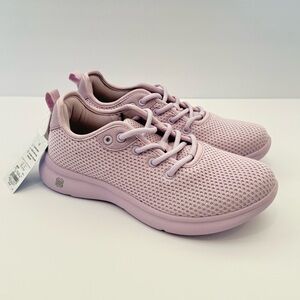 NWT 6 7 7W 7.5 11 pastel lavender purple, athletic mesh comfortable sneakers